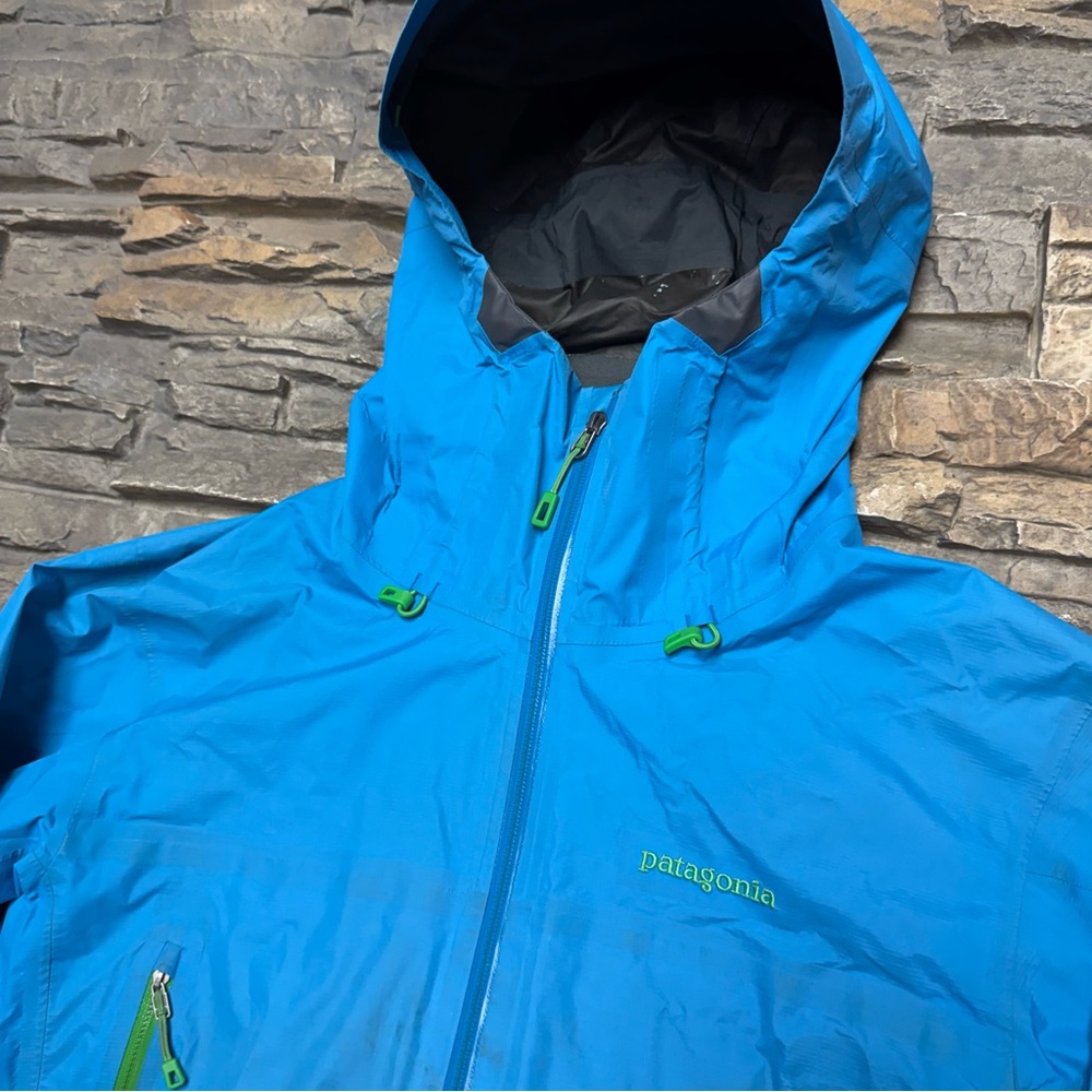 Sold - Picture 2 of 11